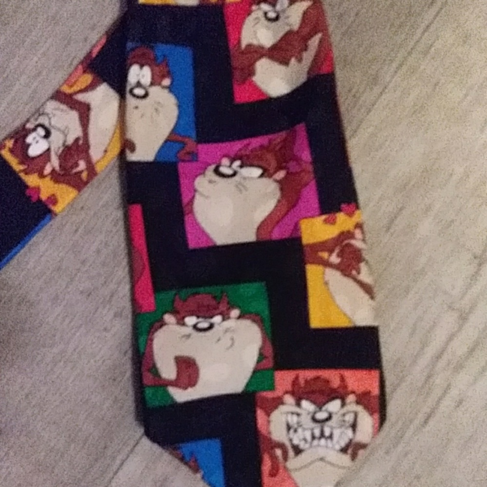 Tie - Picture 2 of 3